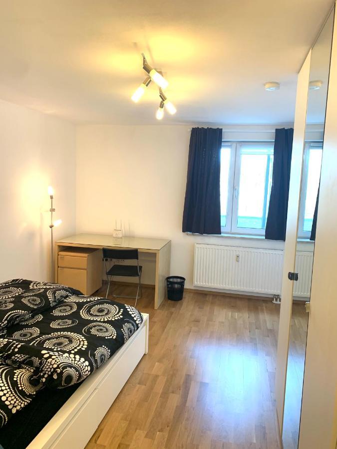 Cozy Flat , Near University , Wifi&Free Parking Regensburg Buitenkant foto